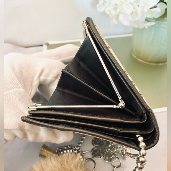 Burberry Nova Check Kisslock Compact Wallet - Picture 13 of 16